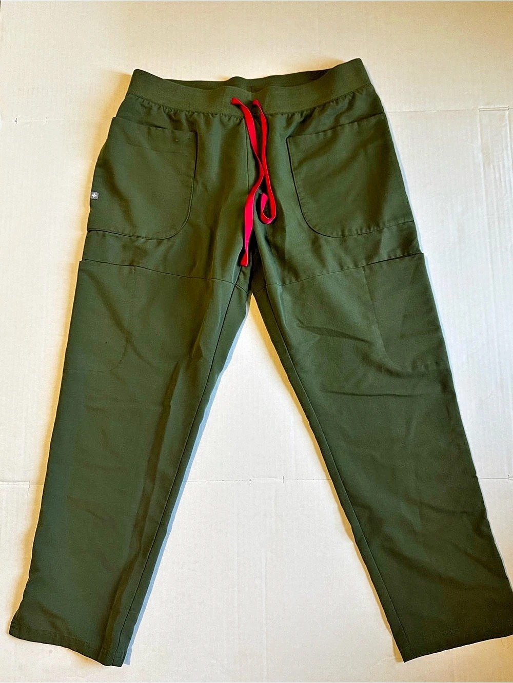 FIGS Nepal Skinny Scrub Pants Olive Green Red Drawstring Large Petite